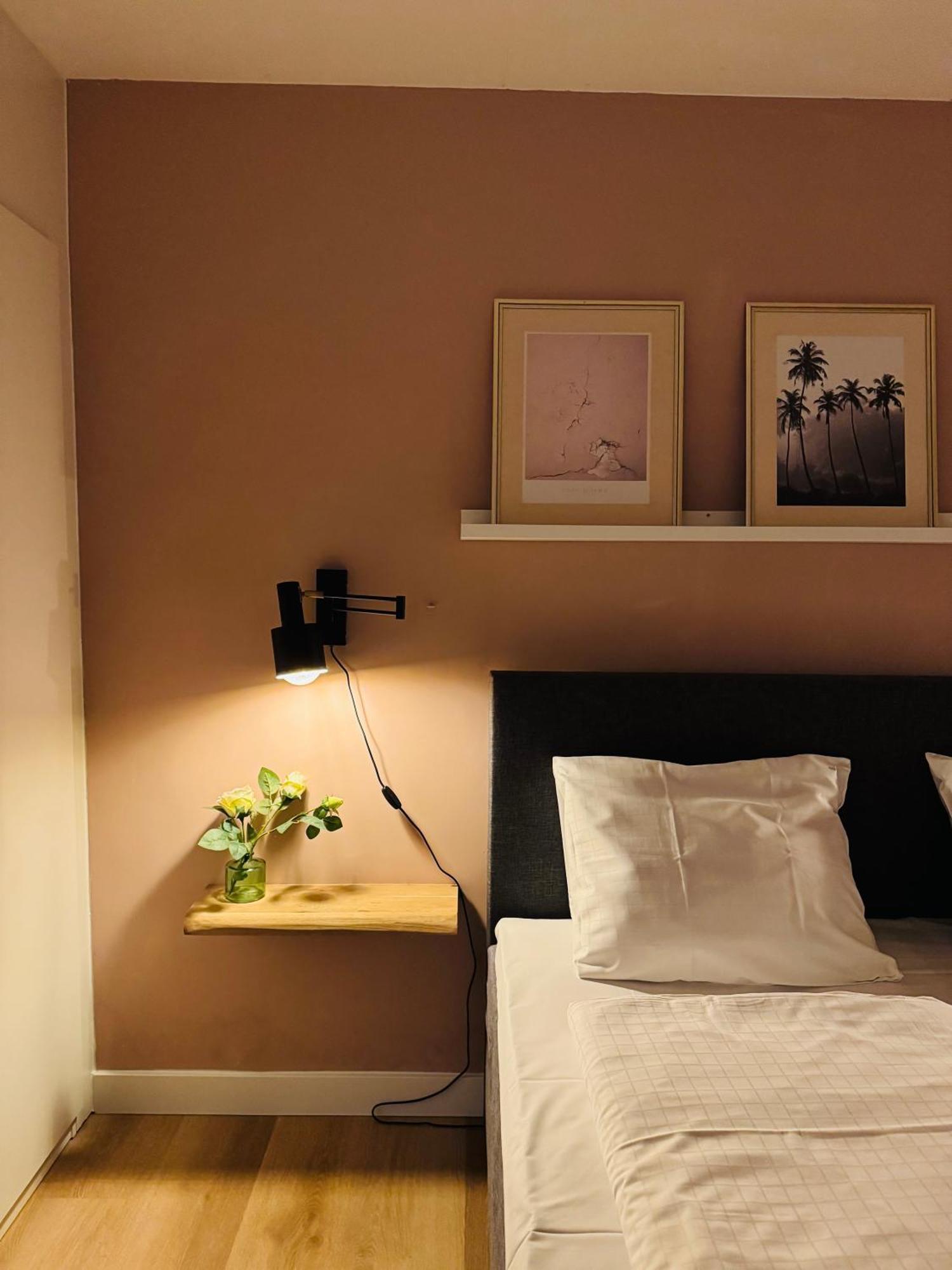 Апартаменты Hello Noordwijk - Souterrain Hoogwakersbosstraat 6 Экстерьер фото